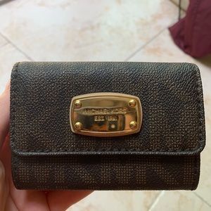 MICHAEL KORS LOGO WALLET